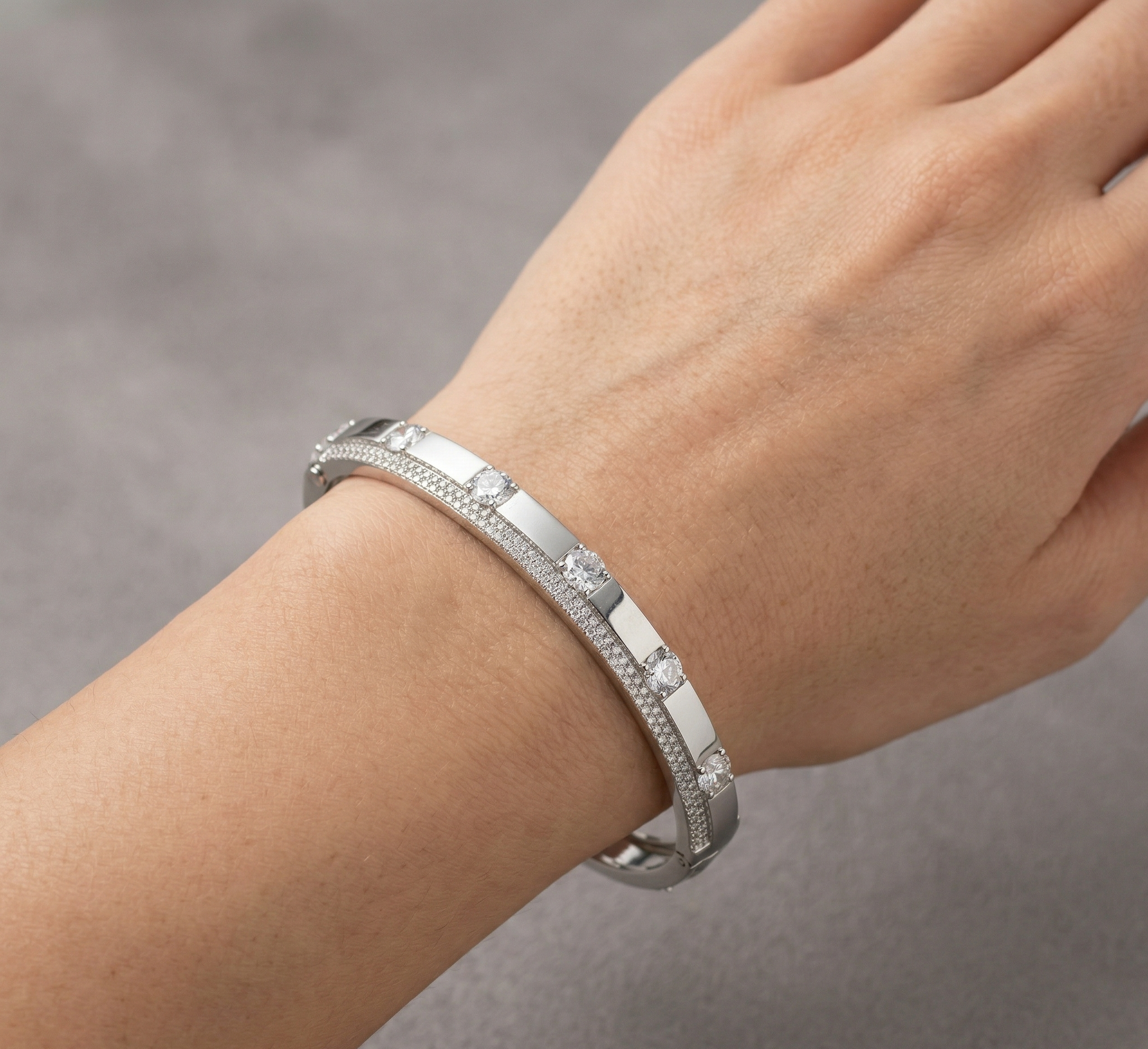 Silver Crystal Studded Men’s Bracelet